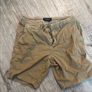 American Eagle Outfitters Men's Tan Shorts (Next Level Flex)